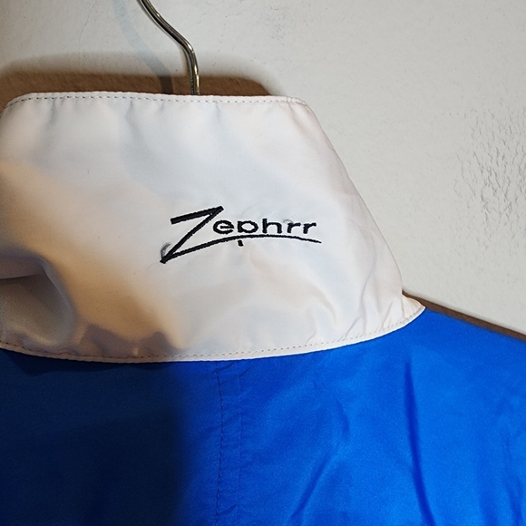 Pearl Izumi Zephrr packable blue cycling jacket. Size small. - Picture 11 of 16